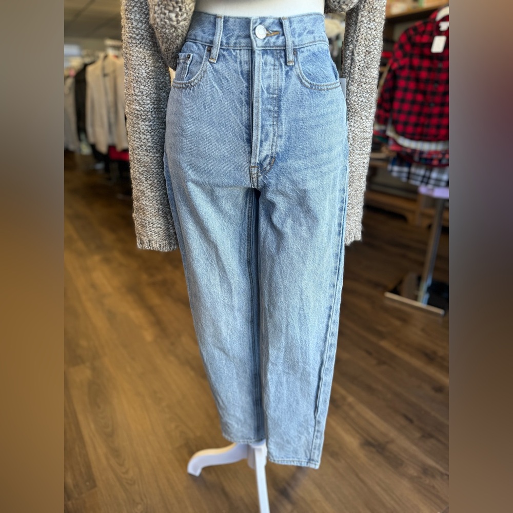 SOLD / Pacsun High Rise Jeans Size 23